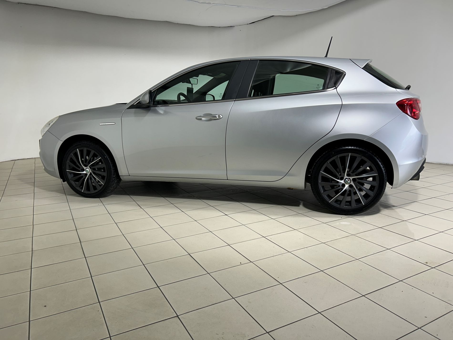 Alfa Romeo Giulietta 1.4 t. Multy Air Distinctive 170 cv - Autoviemme